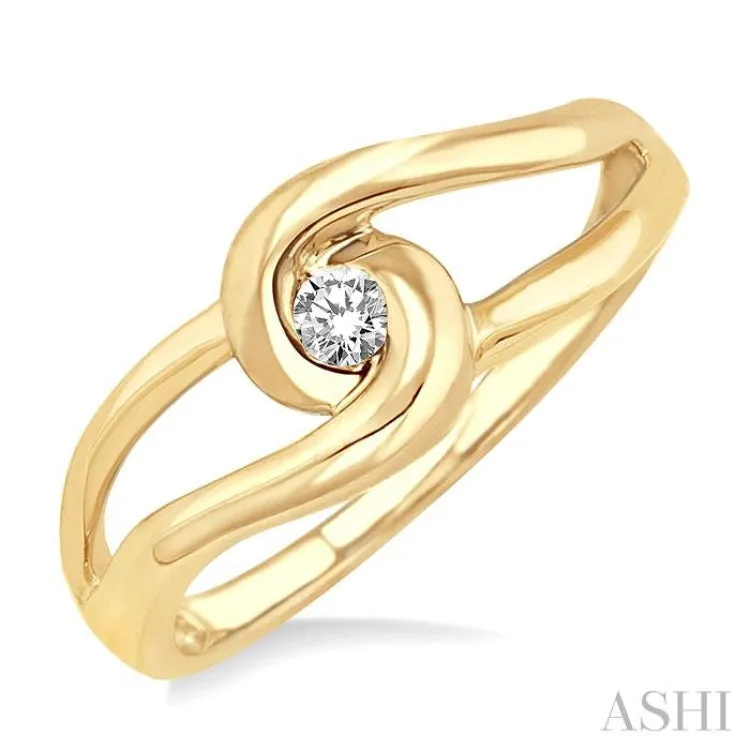 1/20 Ctw Round Cut Diamond Ring in 10K Yellow Gold