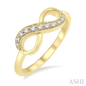 1/6 Ctw Round Cut Diamond Infinity Ring in 14K Yellow Gold