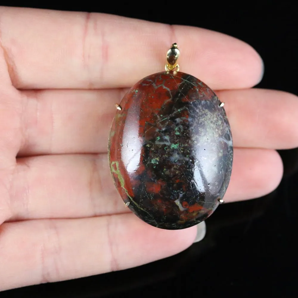 Antique Victorian Agate Pendant 9Ct Gold