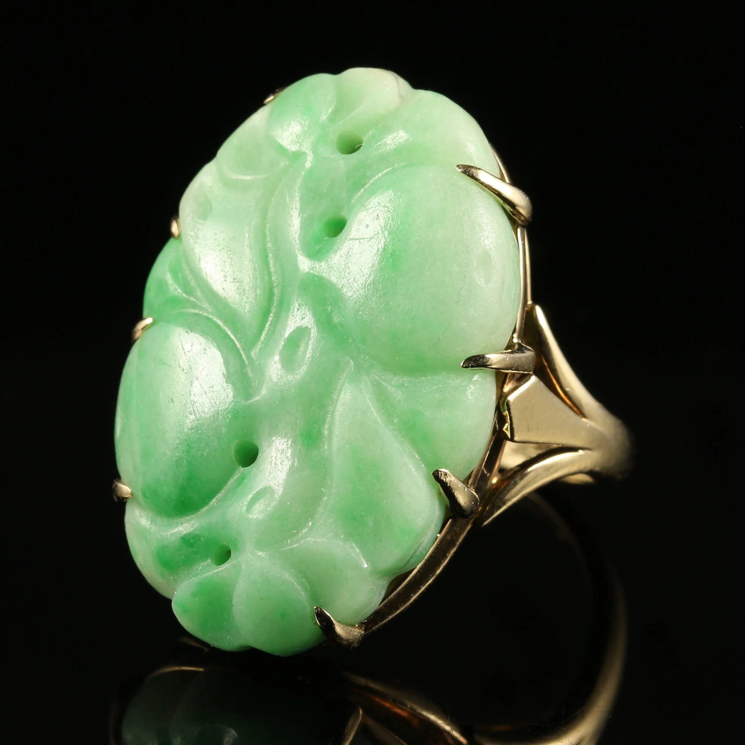 Antique Victorian Jade Ring 9Ct Gold Circa 1890