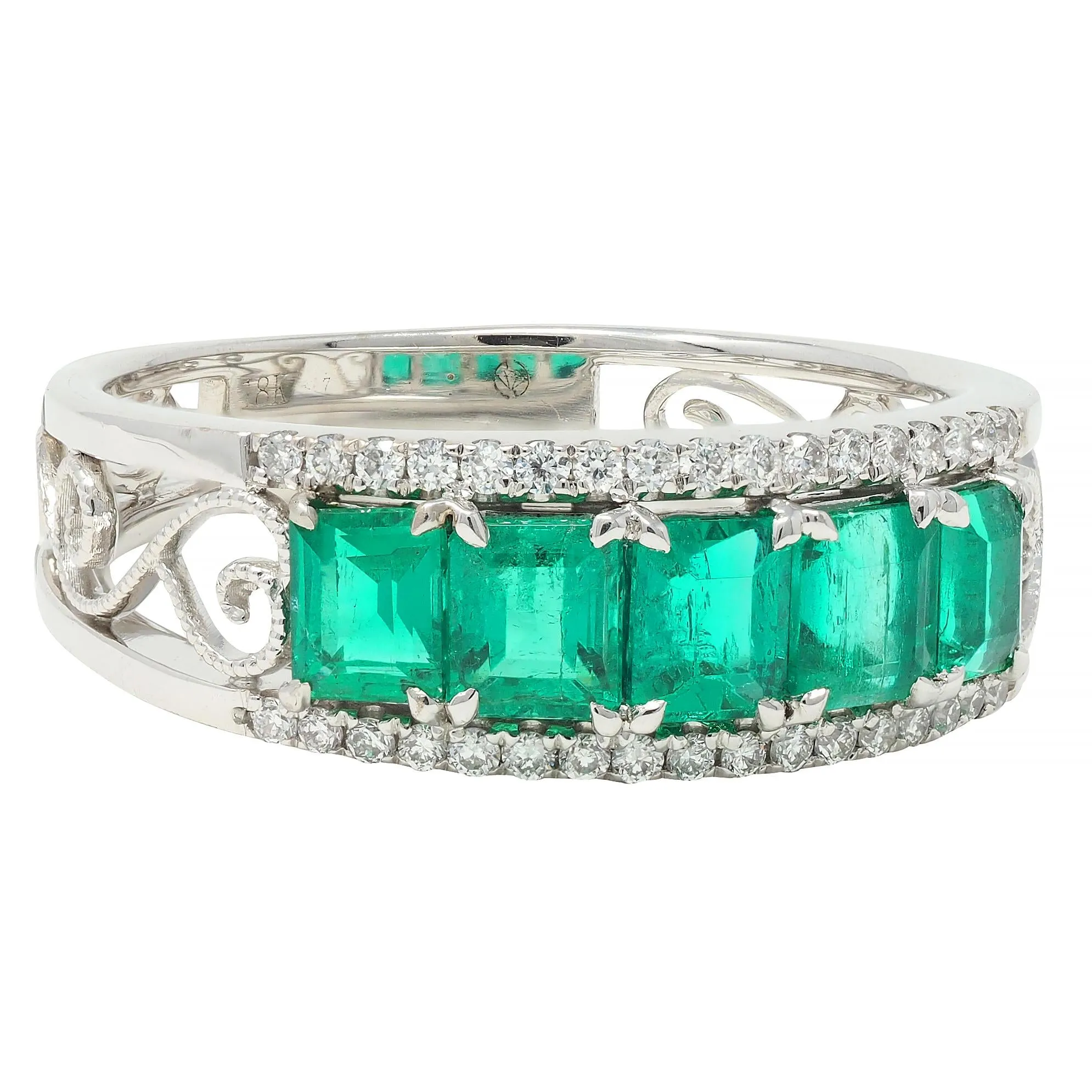 Contemporary 1.47 CTW Emerald Diamond 18 Karat White Gold Heart Band Ring