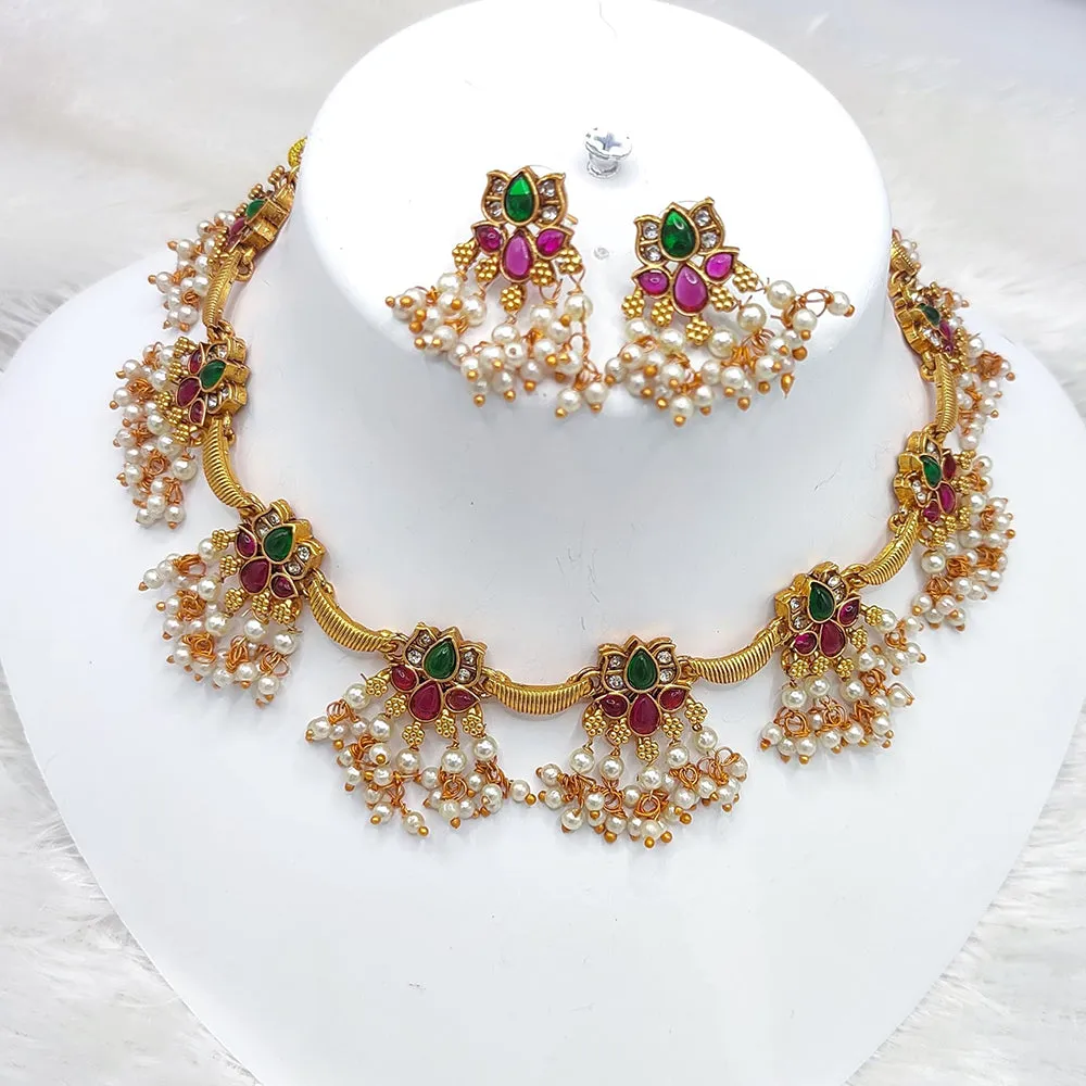 JewelMaze Gold Plated Pota Stone & Pearls Choker Necklace Set