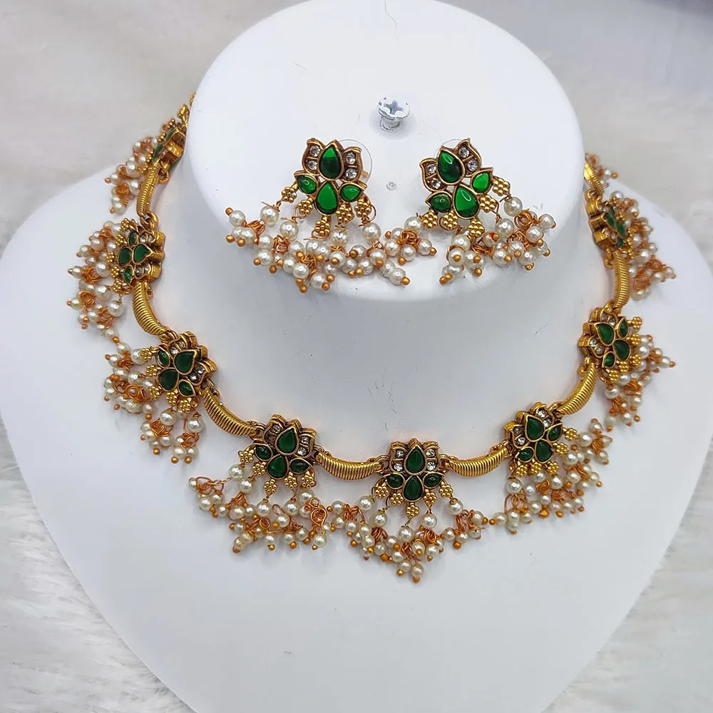 JewelMaze Gold Plated Pota Stone & Pearls Choker Necklace Set