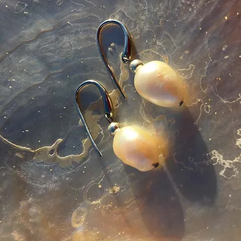 Modern White Pearls