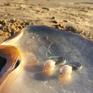 Modern White Pearls