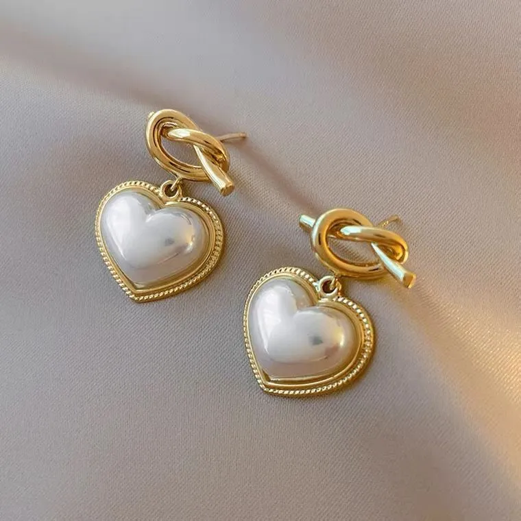 twisted-heart-earrings-jlt11148