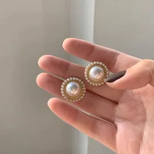 Vintage-Inspired Pearl Stud Earrings-jlt11875