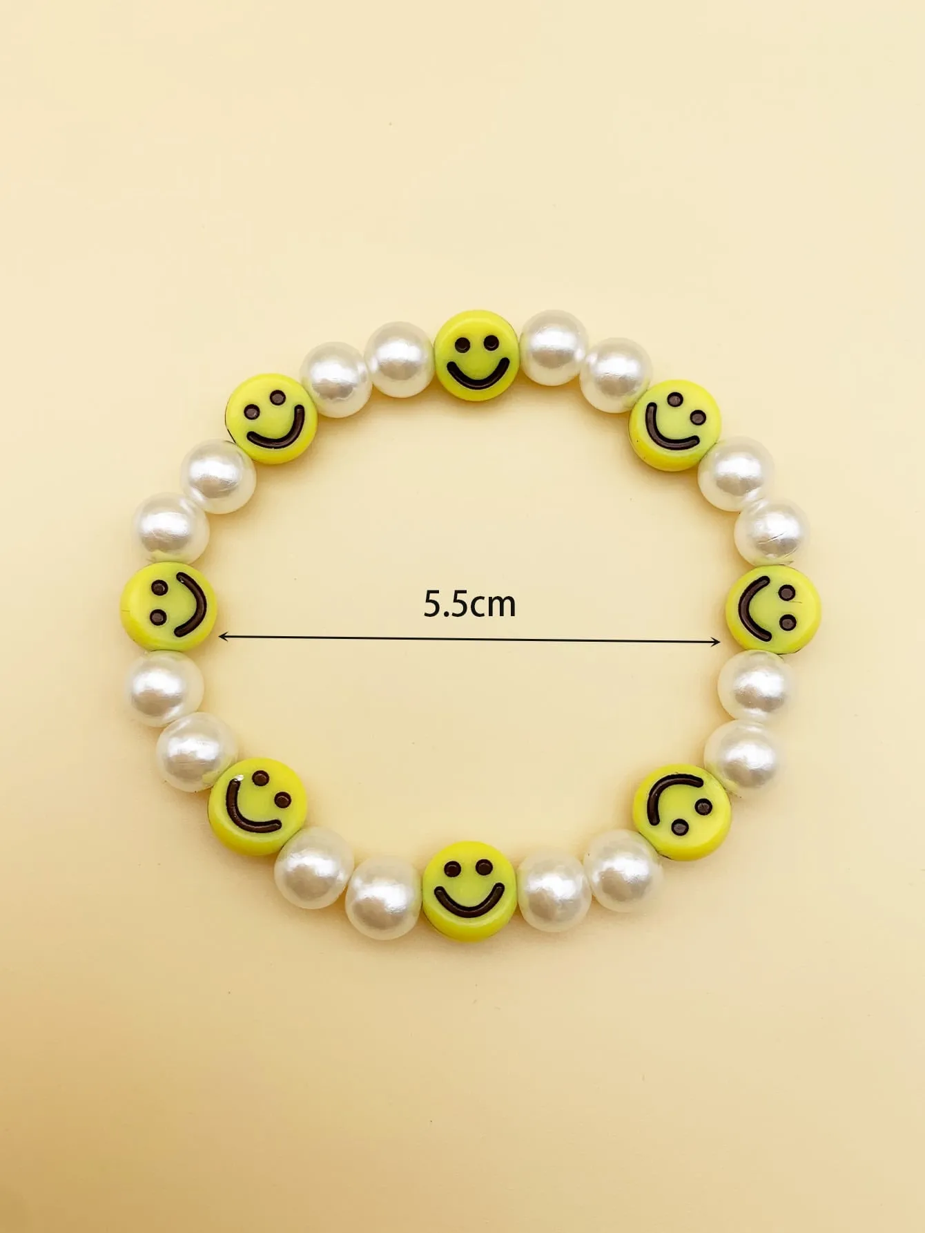 Yellow Smile Expression Detail Faux Pearl Decor Beaded Bracelet for Women Men